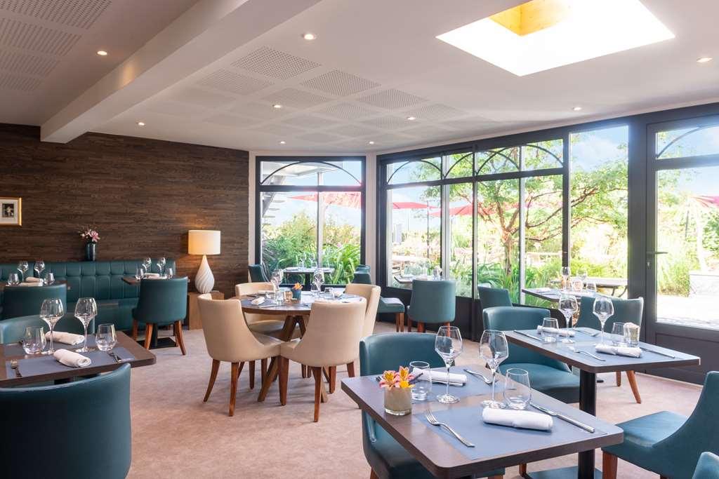 Hotel Traiteur Les Ormes, The Originals Relais Барнвиль-Картере Ресторан фото